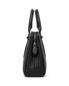 Amara Black
