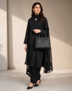 Amara Black