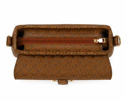 Monvera Brown
