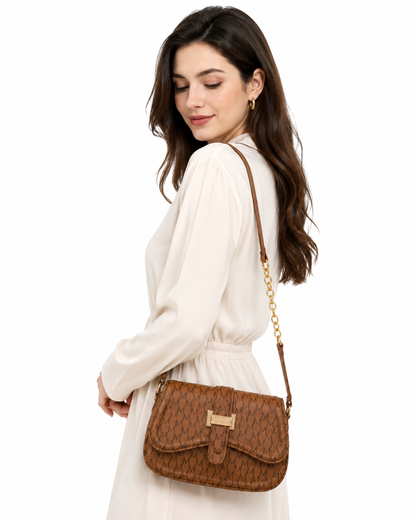 Monvera Brown